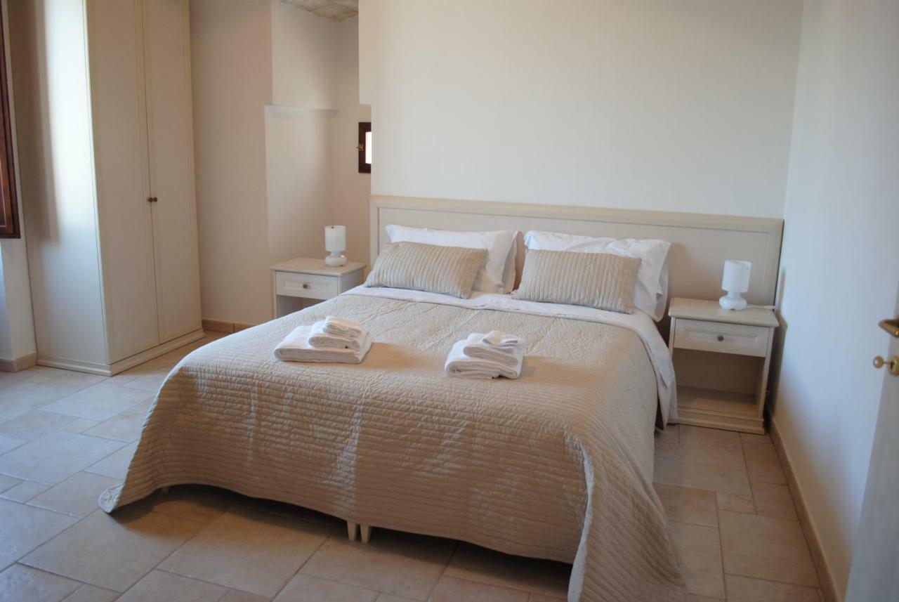 Il Terrazzino Bed & Breakfast ลาแตร์ซา ภายนอก รูปภาพ